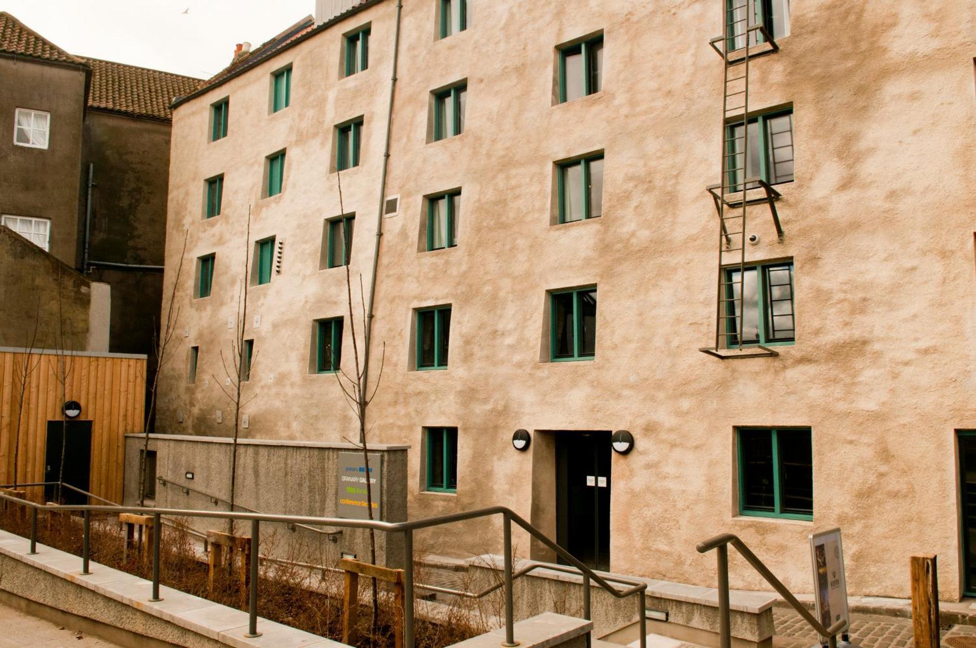 YHA Berwick Hostel Bagian luar foto