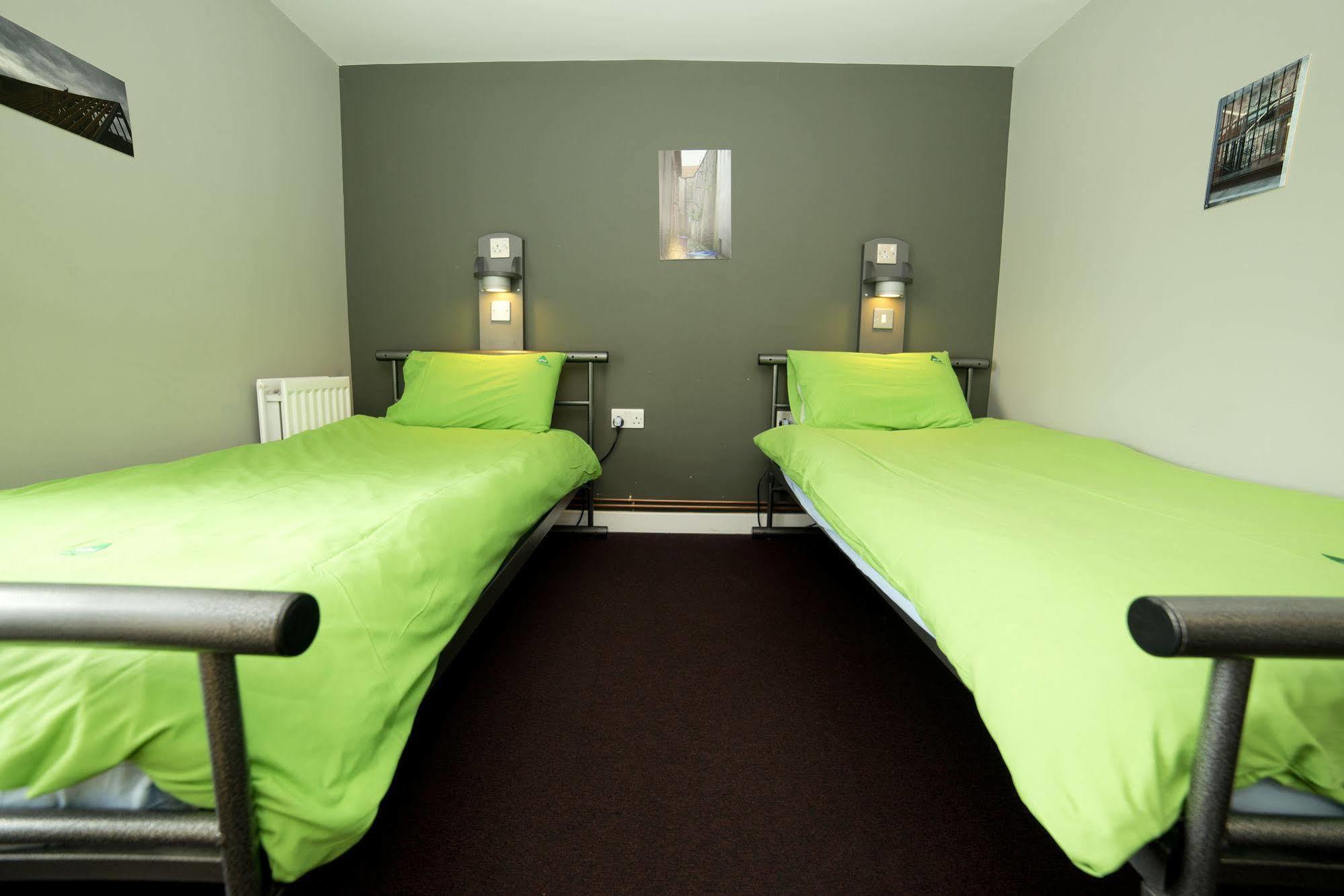 YHA Berwick Hostel Bagian luar foto